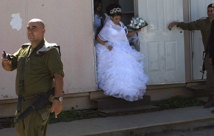 Выйти замуж, чтобы никогда не вернуться. Израильско-сирийская свадьба (10 фото)